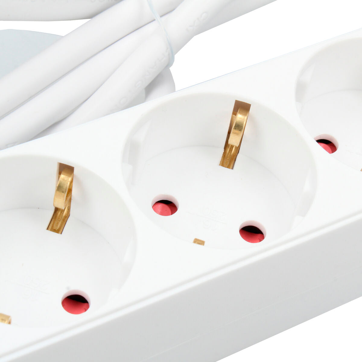 6-socket plugboard without power switch TM Electron TMUAD506 White 3680 W (1,5 m)